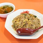 揚子江 - 炒飯 600円