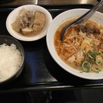 きっしゃん - 担々麺＋本日の日替りセット