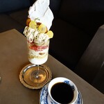 Shirasagi Kohi - しらさぎパフェとスペシャリティコーヒー