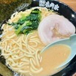 Ichikakuya - ラーメン(並) 840円