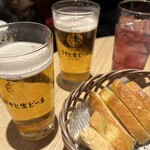 原価ビストロチーズプラス - まずは乾杯(^^)