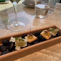 ベージュ アラン・デュカス 東京 - 