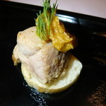 東郷 - カナダ産七面鳥のサティ風　バゲットと