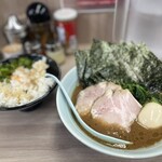 武蔵家 白山店 - 