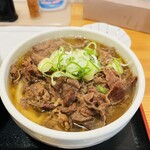 233387601 - 肉うどん　670円