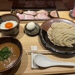 中華蕎麦 とみ田 - つけめん（並）＆特選全部乗せ（味玉）＆濃厚卵かけご飯