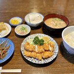 入金 - イカフライ定食、豚汁、玉子焼き