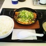 카츠야 다가조점 - 味噌カツ鍋定食