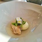 エスキス - 牡蠣、キャビア、グレープフルーツジュレで。