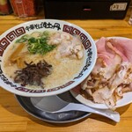 Chuukasoba Botan - とんこつラーメン、チャーシュー大