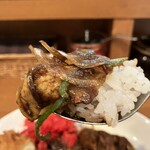 ジンコック - チキンと野菜のカリー