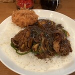 ジンコック - チキンと野菜のカリー(カニクリームコロッケ付き)