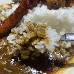 辛来飯 - ルーは少しサラッとしつつもコク深い。