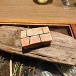 ラチュレ - フォアグラのテリーヌ　たまり醤油漬け