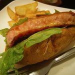 ホットドッグ・カフェ ブラッツ 岡本店 - 