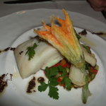 ラ・コリンヌ - 北陸直送天然鮮魚のヴァプール　アンティーブ風野菜添え　黒オリーブソース