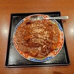 肥後橋南蛮亭 - 揚げネギが振りかけられていて、揚げネギの食感を感じながら、辛口カレーを味わう。
