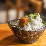 シラスと梅肉の鬼おろし