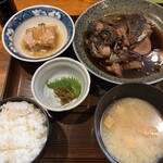 郷土料理 こふじ - カブト煮定食990