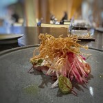 233405052 - ◆鰤ともものすけ・・鰤のカルパッチョ。もものすけってフルーツかと思いましたら、赤蕪でした。(^_^;)