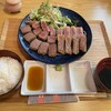 肉や食堂inへんざ