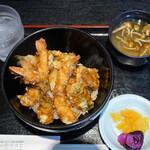 코다와리덮밥노 미세 사카에