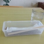 大ちゃんラーメン - お水と箸と紙おしぼり
