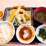 天丼・天ぷら本舗 さん天 - 