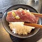 ステーキ&ハンバーグ アライブ - 山葵と塩を付けて♪