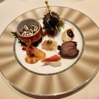 中国料理 礼華 四君子草 - 8種前菜盛り合わせ