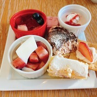 AWkitchen TOKYO 新丸ビル店 - 