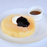 松之助 N.Y. - パンケーキ サワークリーム＆ブラックカラント@税込1,200円