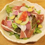 TRATTORIA - 生ハムとフレッシュ野菜のサラダ