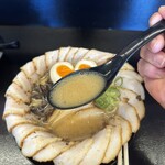 虎と龍 - 豚骨の旨みをしっかり感じれる久留米系スープ