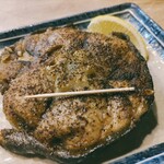 三田魚介センター - ★マグロのテール焼き 970円 パサパサしてて美味しくないしCP悪い！