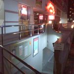 洋菓子舗 茂右衛門 - 国分寺マンション地下の入口