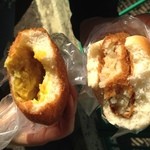 パンのオオムラ - カレーパンとコロッケパン食いかけ(すいません)。