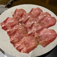 飛騨牛一頭家 馬喰一代 長良本家 - 