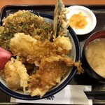 天丼てんや - 早春天丼にプラスワンでいか天のせ