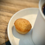 Cafe matin　-Specialty Coffee Beans- - コーヒーに小さなマフィンがかわいい