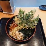 Nadai Fujisoba - 明日葉天そば、640円。