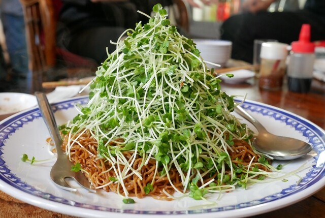 鷹楽園 （おうらくえん） - 花隈/中華料理 | 食べログ