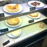 Cafe matin　-Specialty Coffee Beans- - ケーキのショーケース