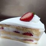 POMPON CAKES - イチゴショートケーキ
