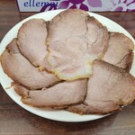 めんくい亭 - チャーシュー(税込250円)