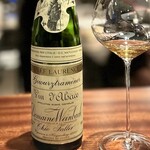 蒼 - ドメーヌ・ヴァインバック　ゲヴェルツ 1990
      コクのある白子＆黒トリュフグラタンのお供ですからね。
      香りから咽ぶような、ゲヴェルツらしいインパクト。
      30年以上経た重厚感が流石です。