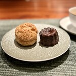 蒼 - こちらも出来立て。最後の焼き菓子だって、全力です(^^)
      特にシュークリームがお気に入りで、売ってたら買いに来ます♪