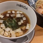 本田麺業 神田西口駅前店 - つけ麺スープ