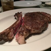 37 Steakhouse & Bar - 
