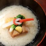 おかもと - 椀（白甘鯛の香煎揚げ、海老芋）